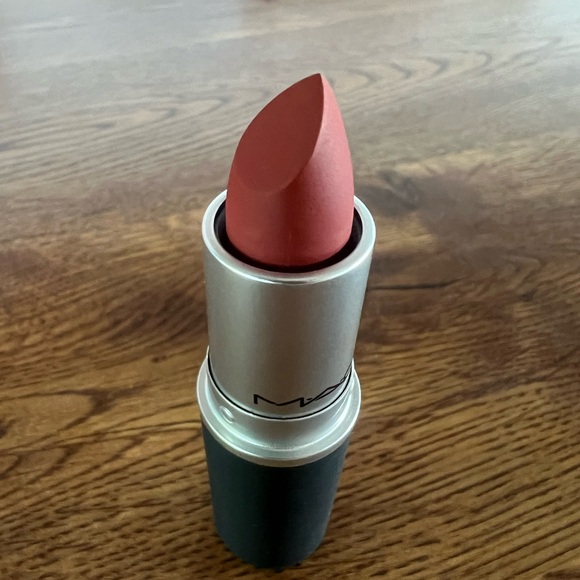 MAC Cosmetics BNIB Powder Kiss lipstick #926 Dunonnet Buzz - Picture 6 of 12